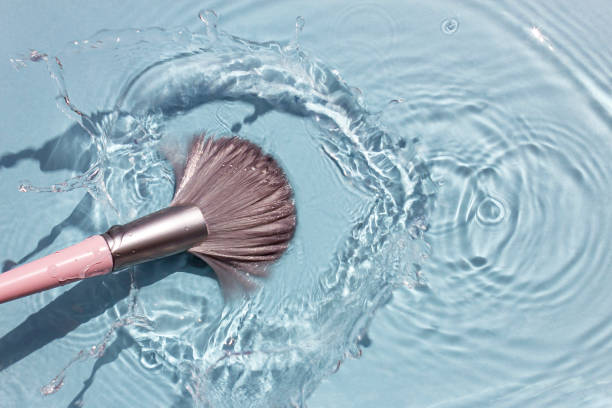 CLEANING COSMETIC TOOLS
